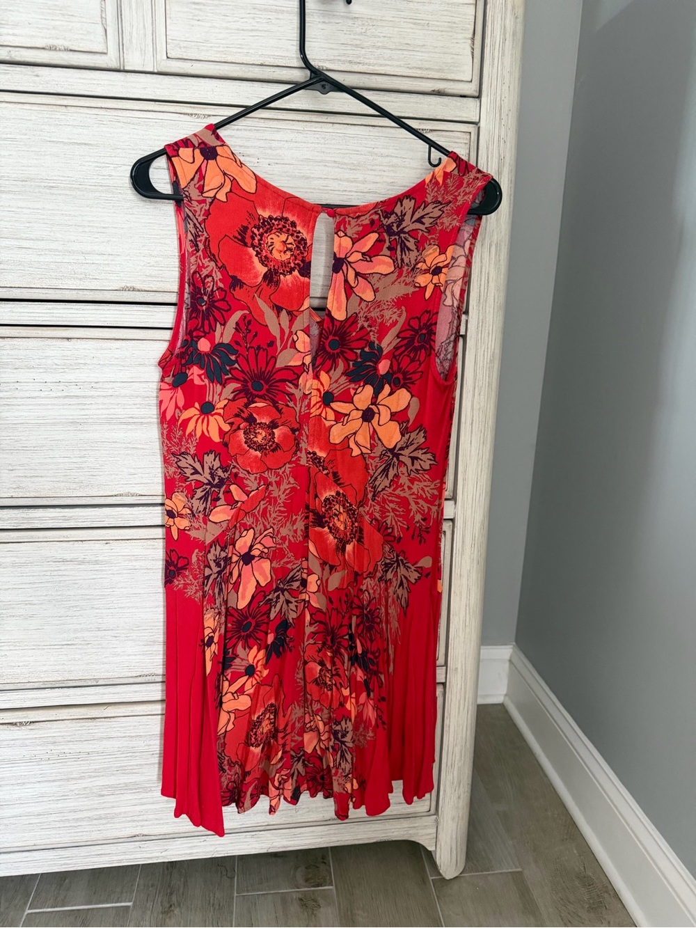 Free people Backyard Party red Floral V-Neck Red Swing Dress xs - Picture 3 of 4